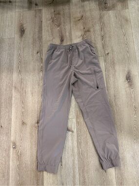 DSG Men's Taupe Lightweight Jogger Pants
